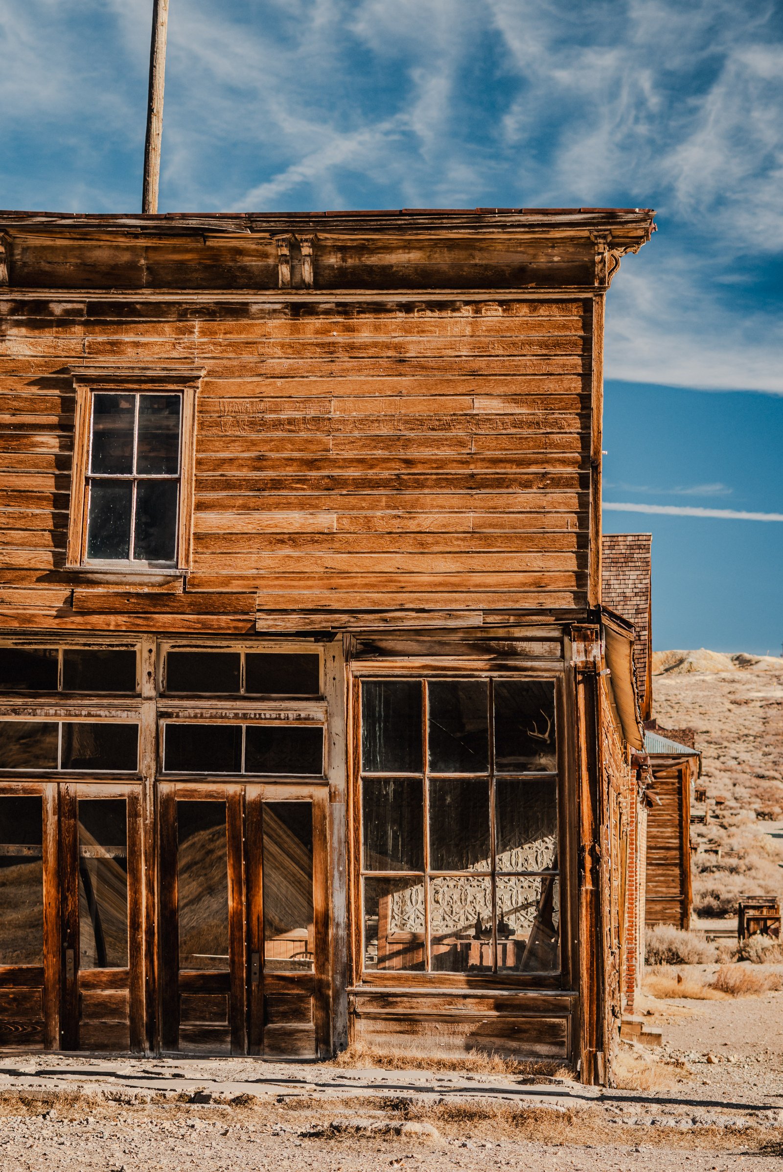 Inside the Ruins — Bodie